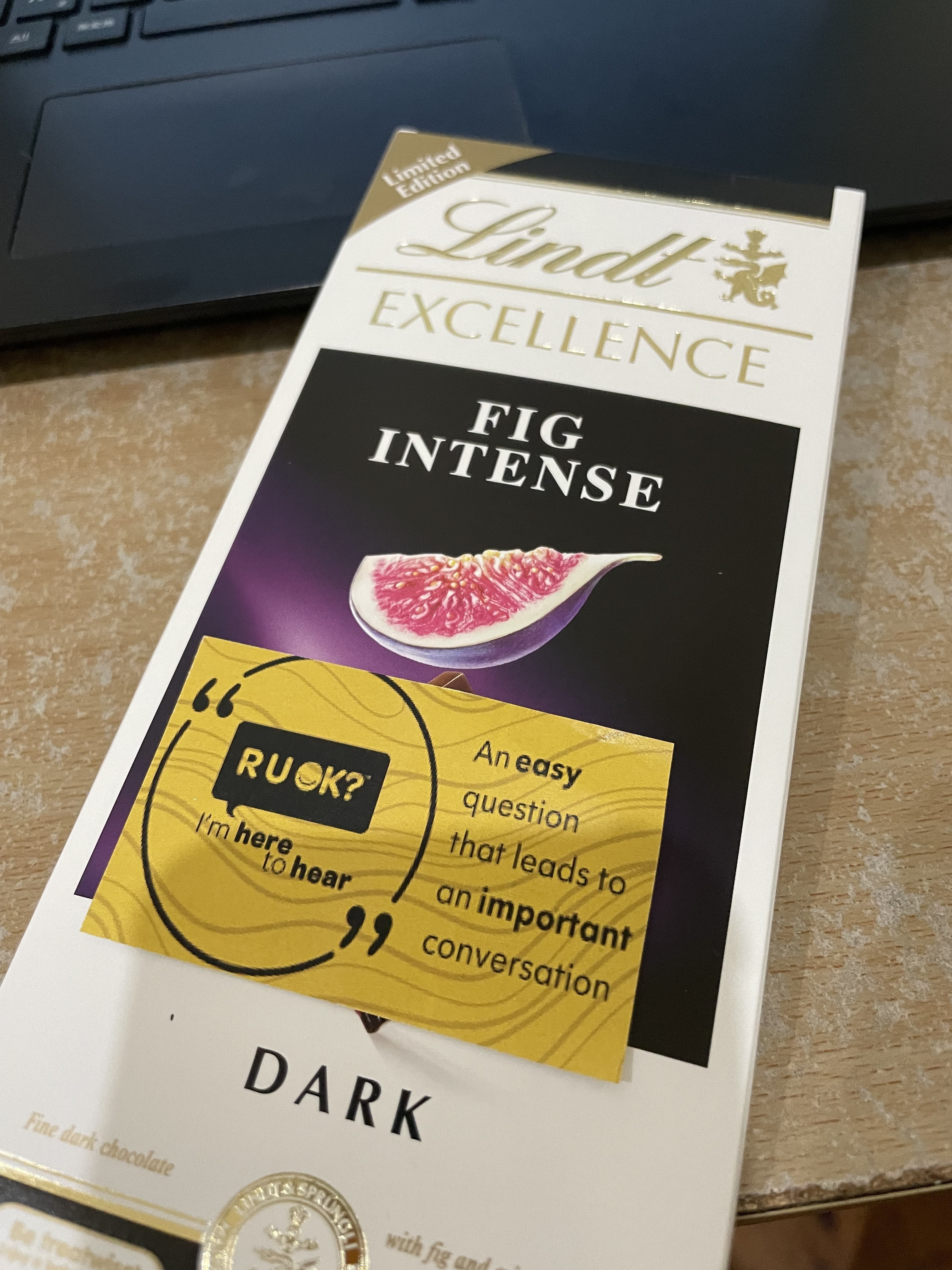 R U OK? Dayにオーストラリアの職場でもらったLindtのダーク チョコレートとメッセージカード